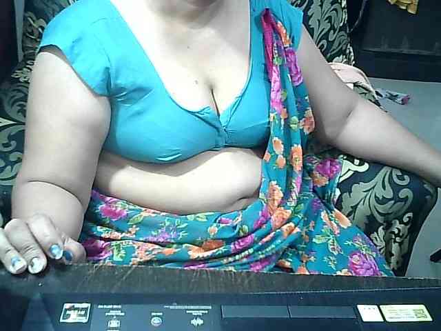 Indianbhabhimilf40 webcam