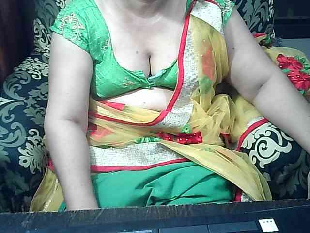 Indianbhabhimilf40 webcam