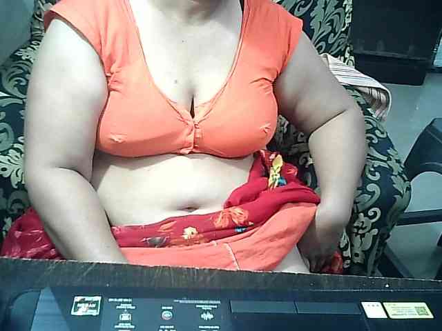 Indianbhabhimilf40 webcam