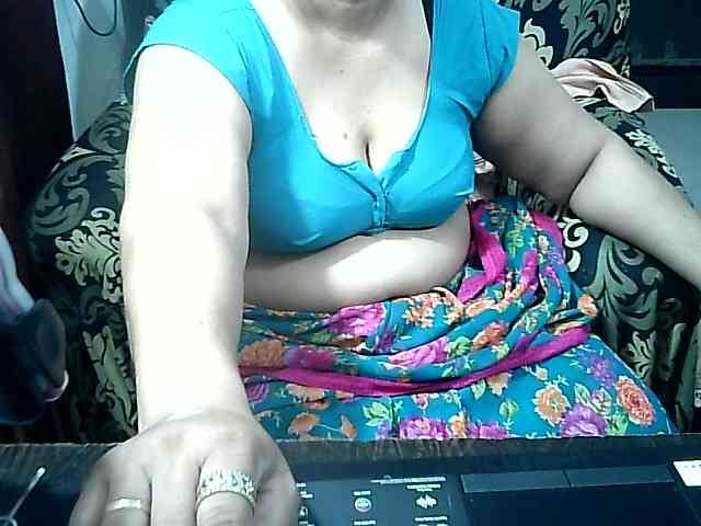 Indianbhabhimilf40
