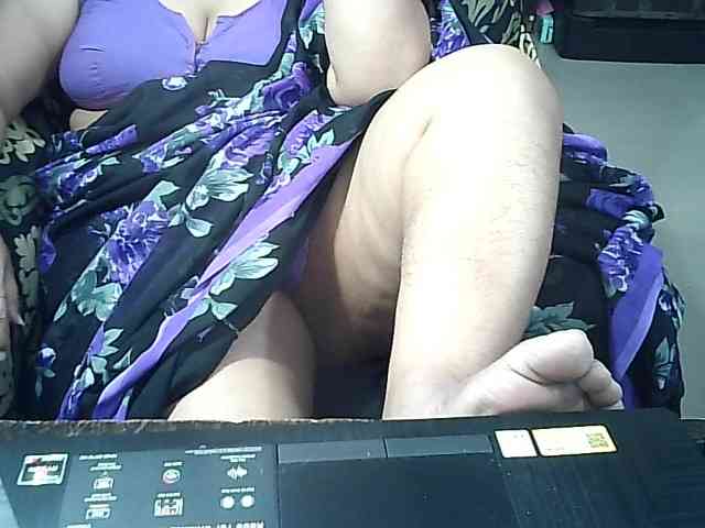 Indianbhabhimilf40 webcam