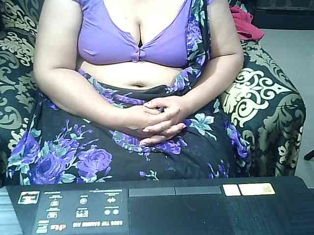 Indianbhabhimilf40 webcam