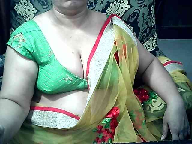 Indianbhabhimilf40 webcam