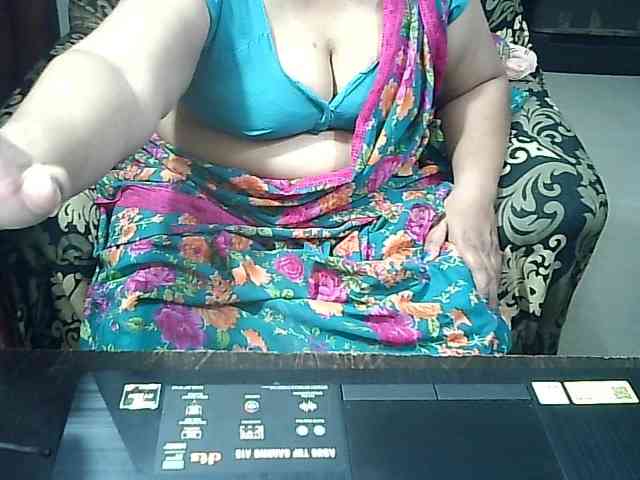 Indianbhabhimilf40 webcam