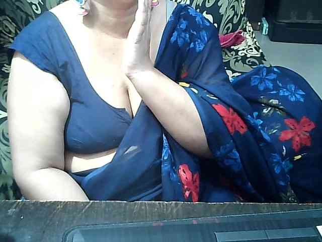 Indianbhabhimilf... Live Webcam on BongaCams