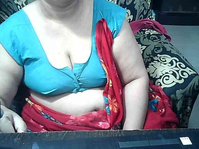 Indianbhabhimilf40 webcam