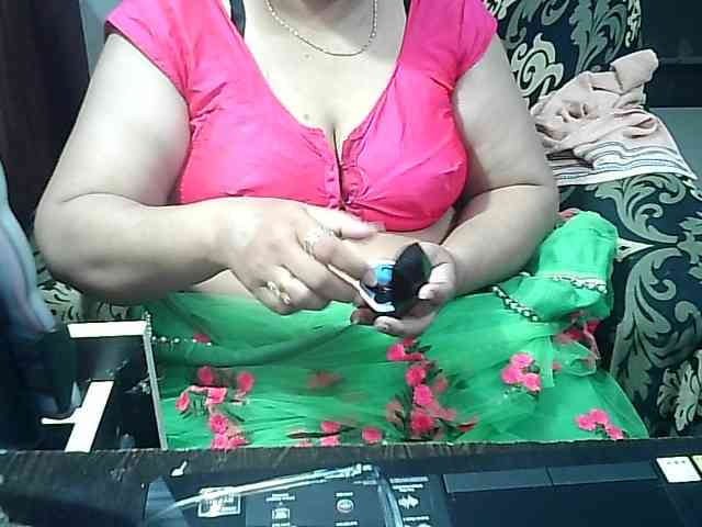 Indianbhabhimilf40