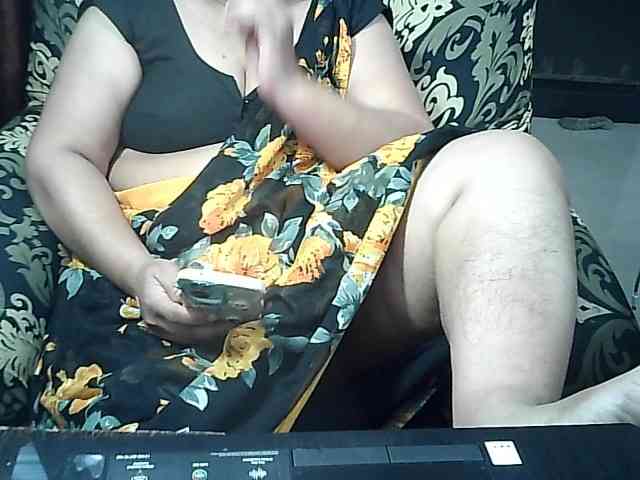 Indianbhabhimilf40 webcam