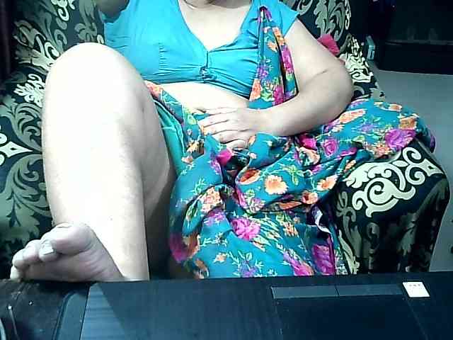 Indianbhabhimilf40 webcam