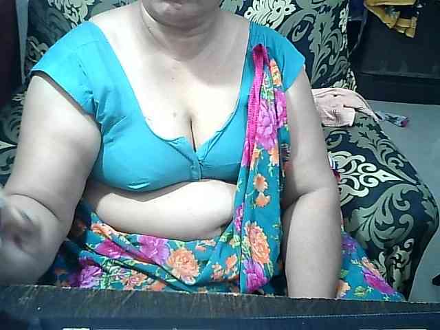 Indianbhabhimilf40 webcam