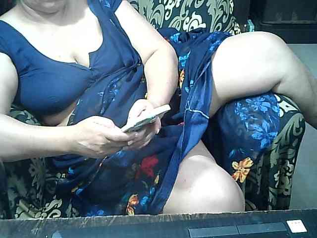 Indianbhabhimilf40 webcam