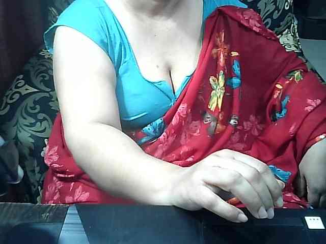 Indianbhabhimilf40 webcam