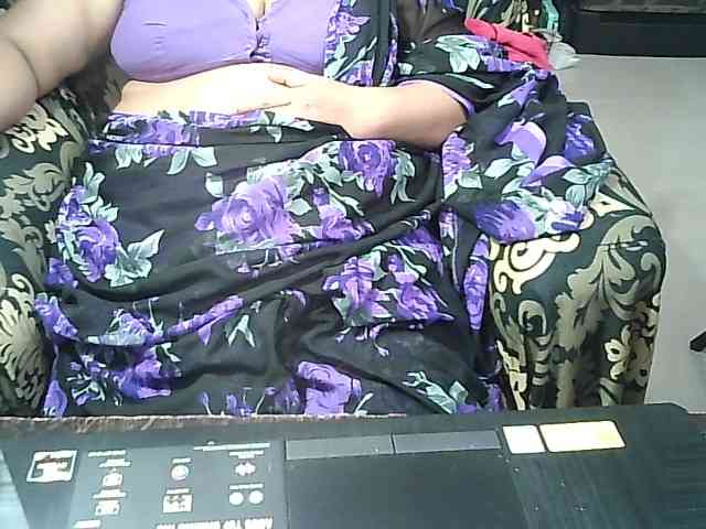 Indianbhabhimilf40 webcam