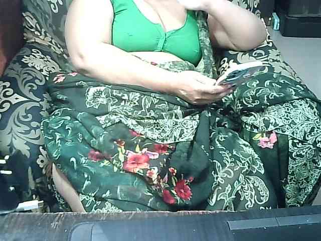 Indianbhabhimilf40 webcam