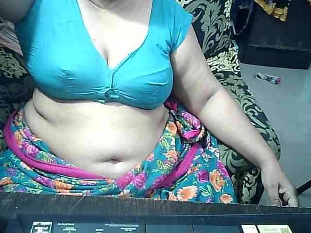 Indianbhabhimilf40 webcam
