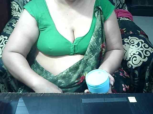 Indianbhabhimilf40 webcam