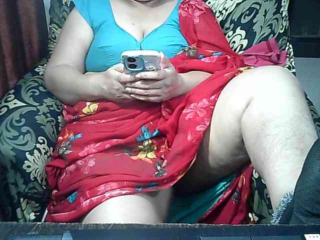Indianbhabhimilf40 webcam