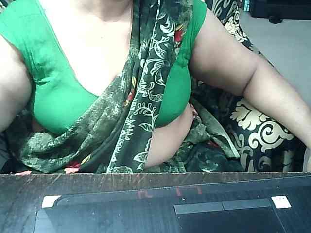 Indianbhabhimilf40 webcam