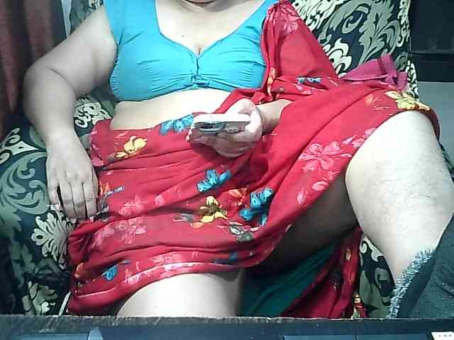 Indianbhabhimilf40 webcam