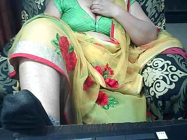 Indianbhabhimilf40 webcam