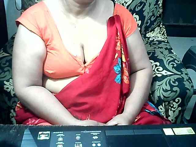 Indianbhabhimilf40 webcam