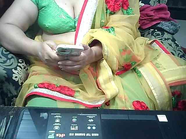 Indianbhabhimilf40 webcam