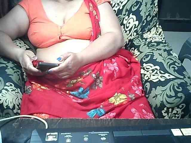 Indianbhabhimilf40 webcam