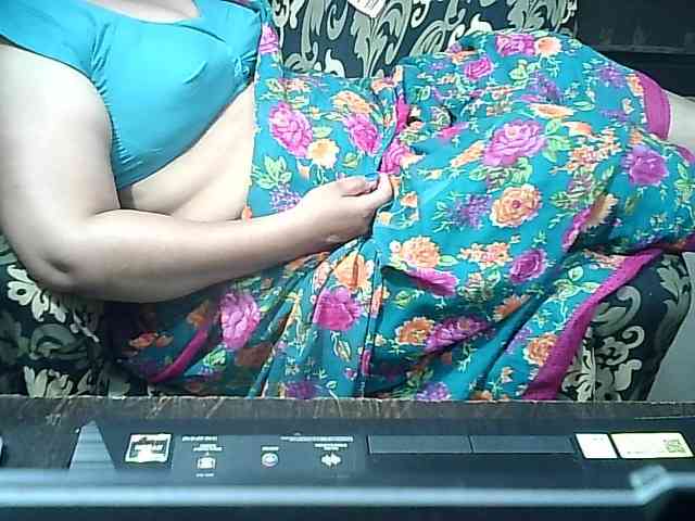 Indianbhabhimilf40 webcam