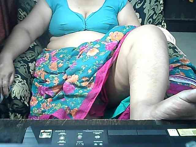 Indianbhabhimilf40 webcam