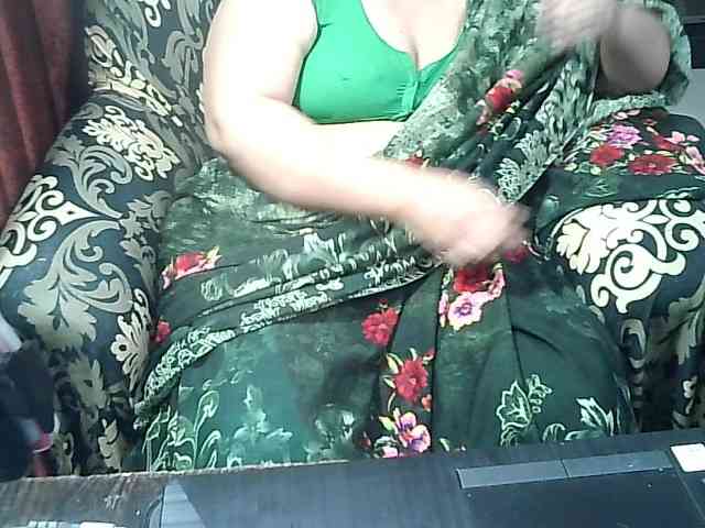 Indianbhabhimilf40 webcam