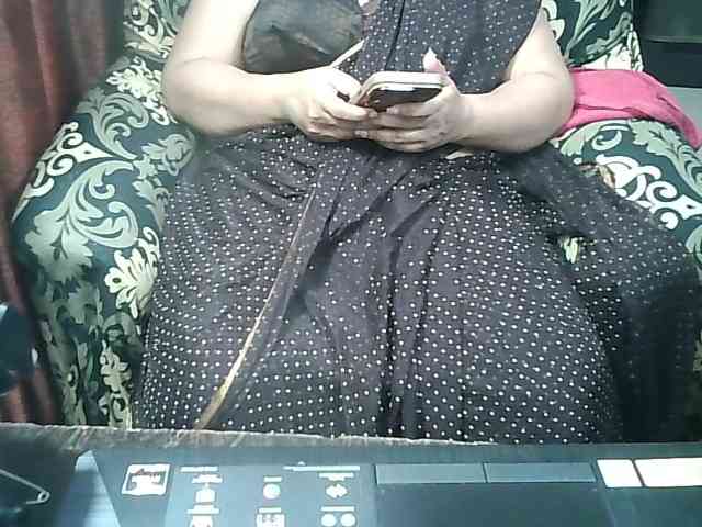 Indianbhabhimilf40 webcam