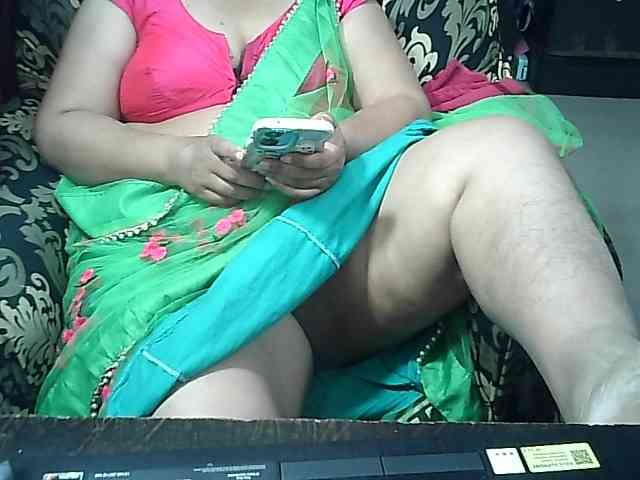 Indianbhabhimilf40 webcam