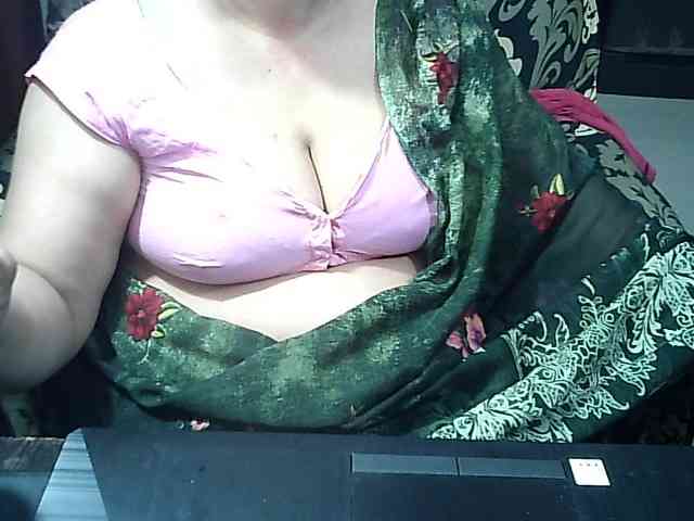 Indianbhabhimilf40 webcam