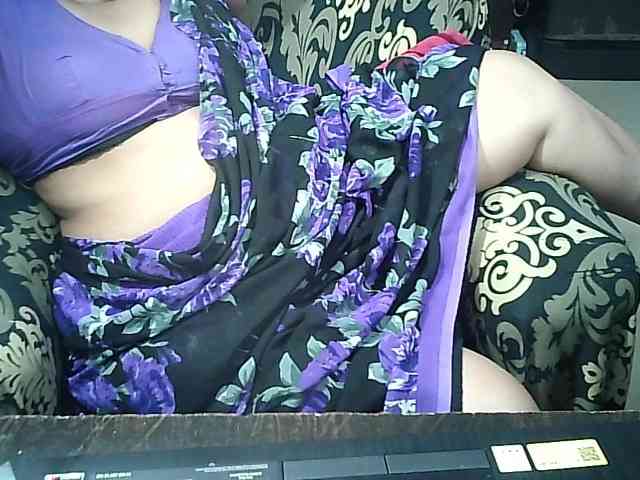 Indianbhabhimilf40 webcam