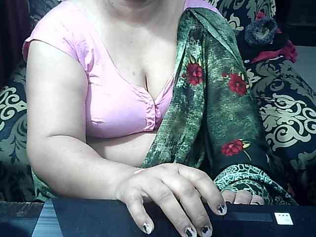 Indianbhabhimilf40 webcam