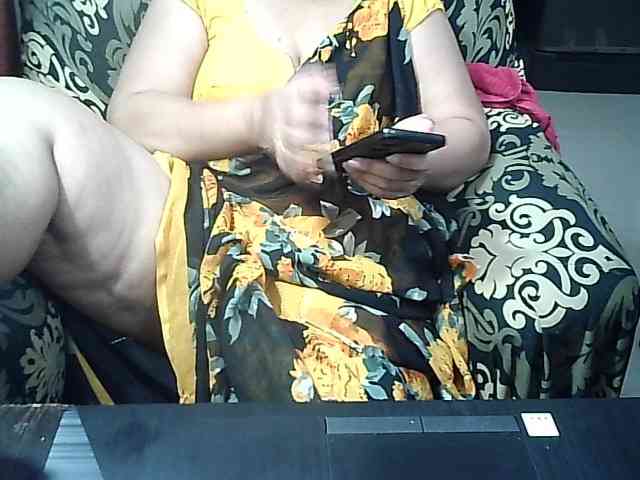 Indianbhabhimilf40 webcam