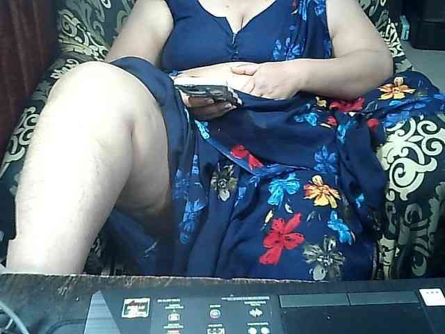 Indianbhabhimilf40 webcam