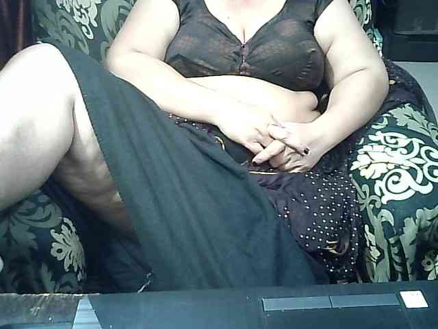 Indianbhabhimilf40 webcam