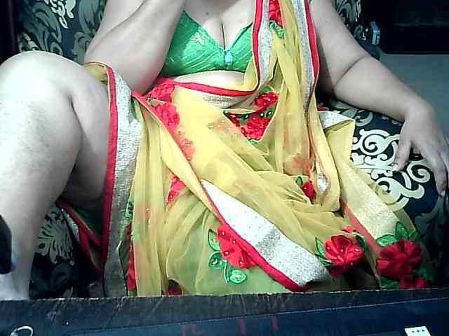 Indianbhabhimilf40 webcam
