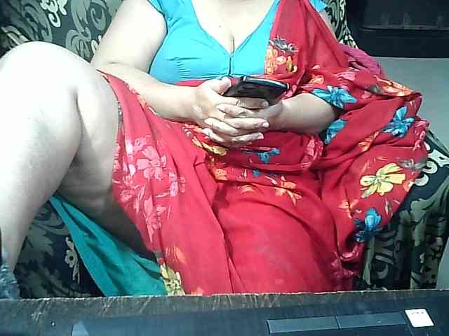 Indianbhabhimilf40 webcam