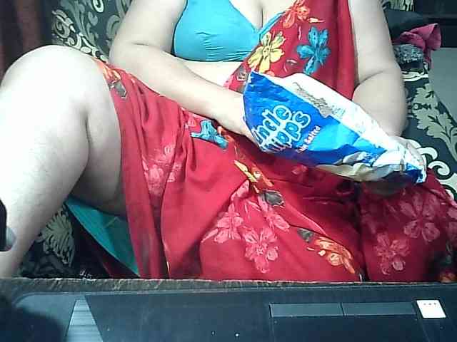 Indianbhabhimilf40 webcam