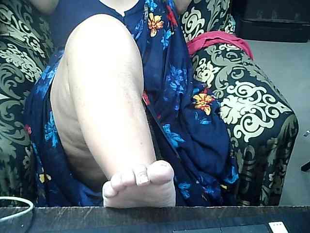 Indianbhabhimilf40 webcam