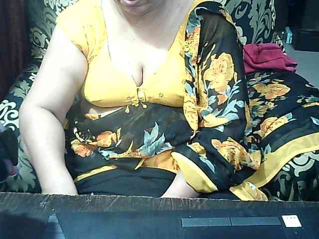 Indianbhabhimilf40 webcam