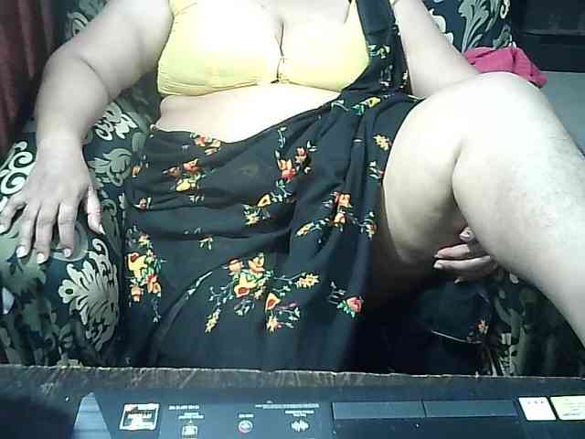 Indianbhabhimilf40 webcam