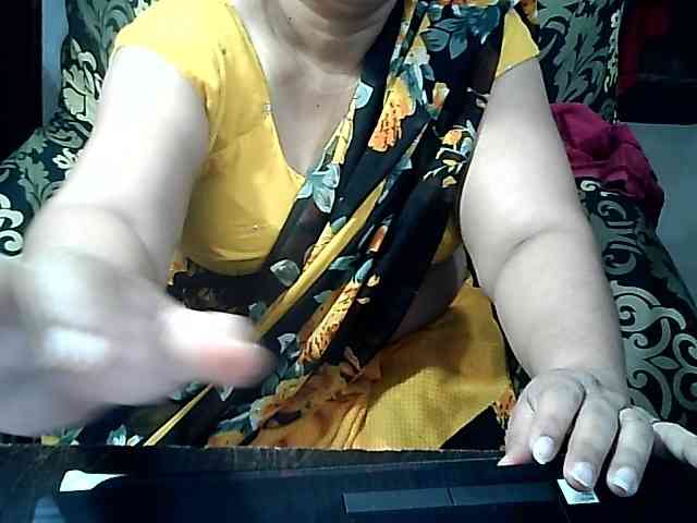 Indianbhabhimilf40 webcam