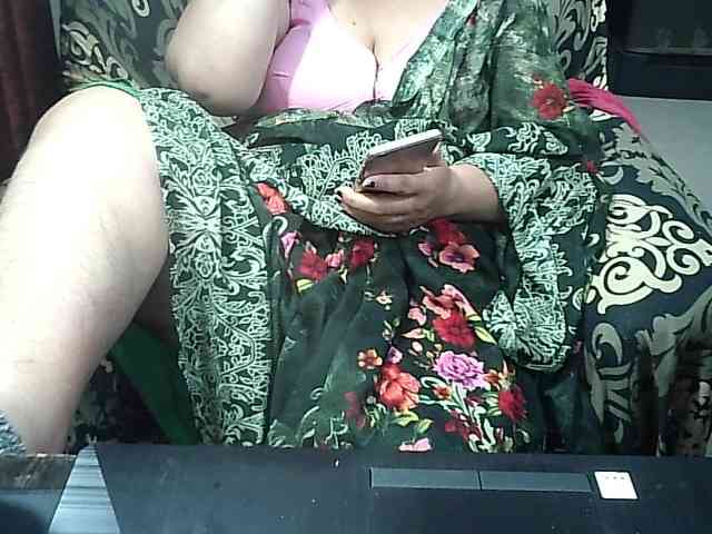 Indianbhabhimilf40 webcam