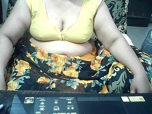 Indianbhabhimilf40 webcam