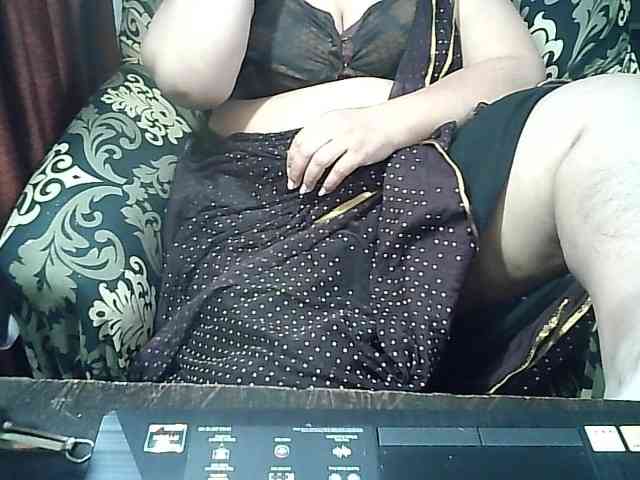 Indianbhabhimilf40 webcam