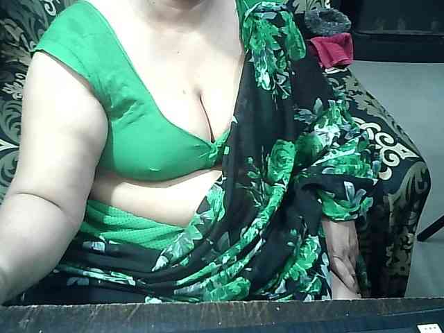 Indianbhabhimilf40 webcam