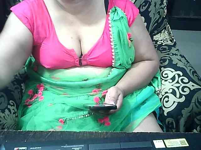 Indianbhabhimilf40 webcam